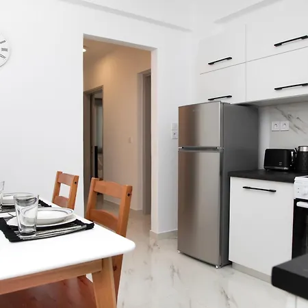 Flora's - 3bd House Apartamento