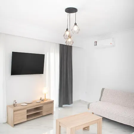 Flora's - 3bd House Apartament *