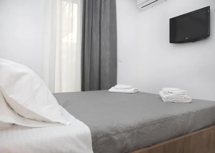 Appartement Flora's - 3bd House *