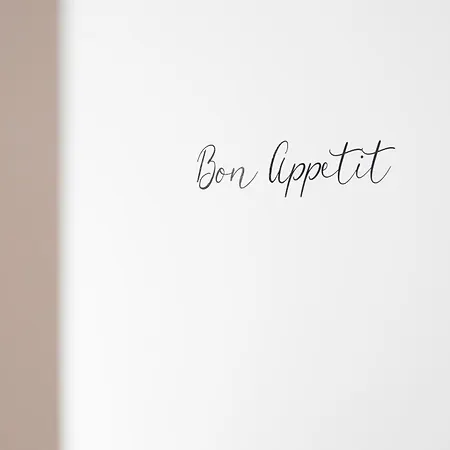 Flora's - 3bd House Apartmán *