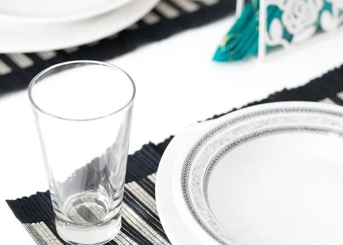 Flora's - 3bd House Apartmán *